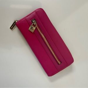 Anne Klein EUC Zip Accordion Wallet.